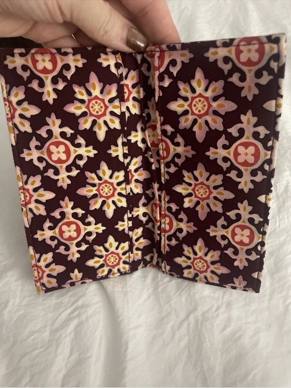 Vera Bradley Medallion Checkbook Cover Retired Pattern Brown - Picture 4 of 6